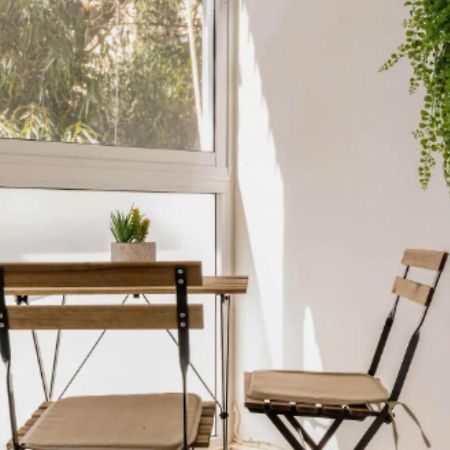 Central 1Br Oasis, Fast Fiber Wifi, Free Parking, Free Netflix With Shelter 하이파 외부 사진