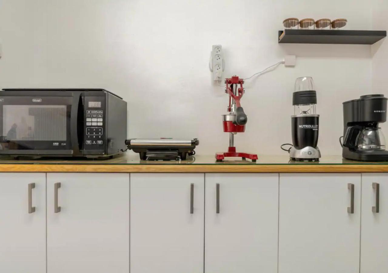 Central 1Br Oasis, Fast Fiber Wifi, Free Parking, Free Netflix With Shelter 하이파 외부 사진